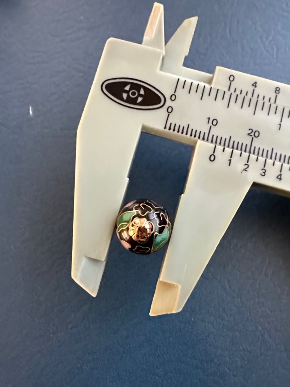 Vintage 5 PAIRS of Black Cloisonne Earrings Bundle - Picture 4 of 4